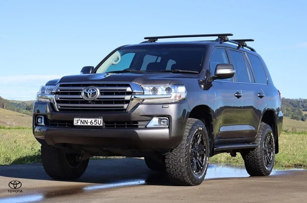 2020 Toyota Landcruiser VX image 10