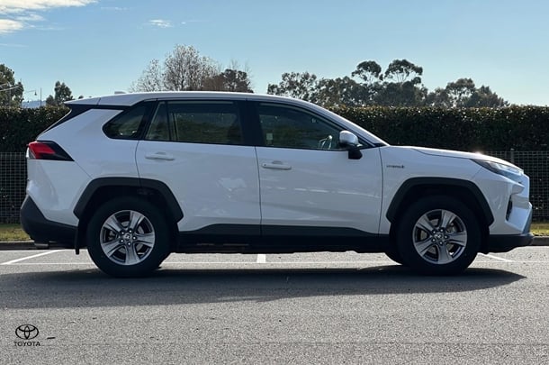 2022 Toyota RAV4 HYBRID GX AWD image 2