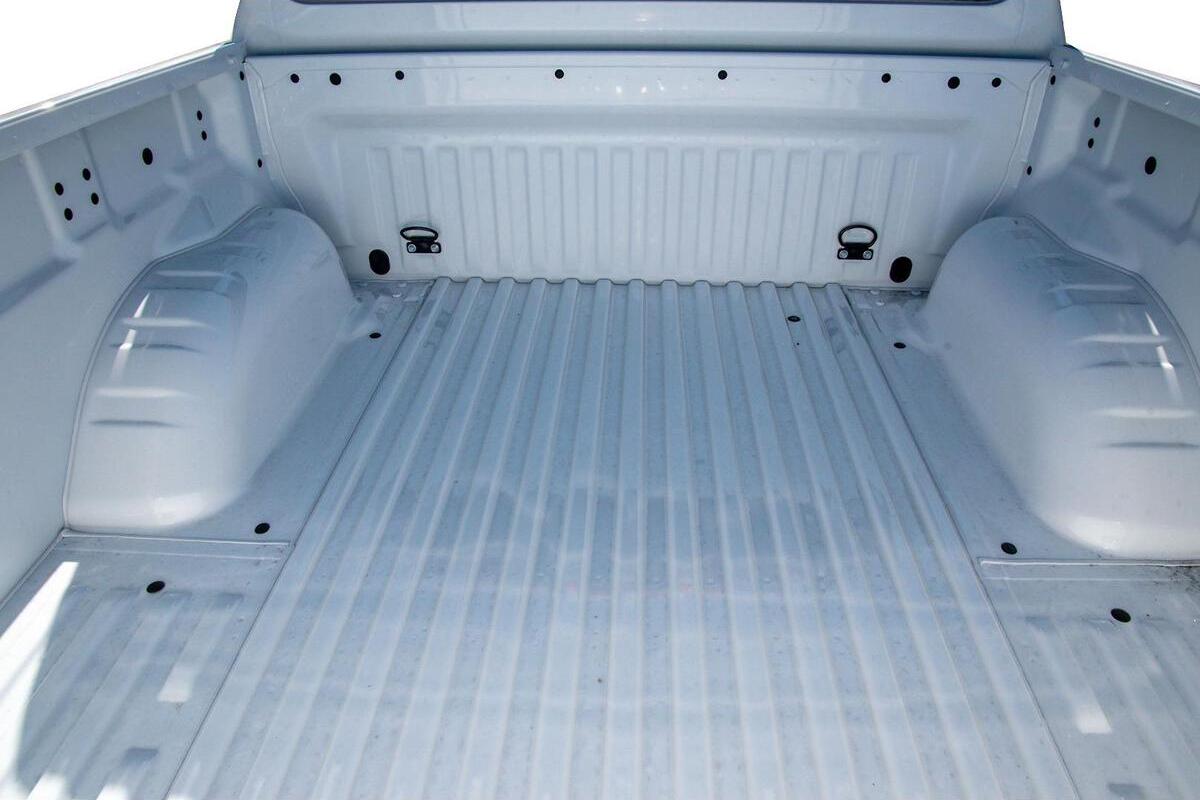 2024 Nissan Navara SL D23 Manual 4x4 MY24 Dual Cab image 10