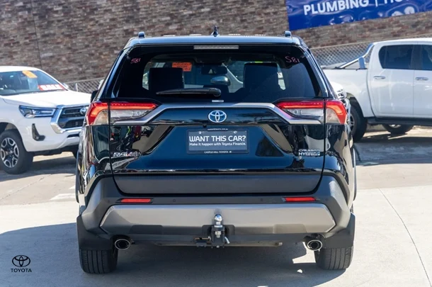 2019 Toyota Rav4 Hybrid Cruiser-AWD image 5
