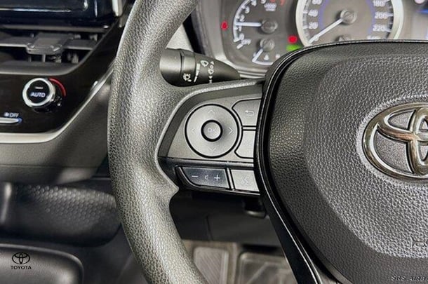 2022 Toyota Corolla Sedan Hybrid Ascent Sport image 17