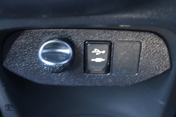 2019 Toyota Yaris Ascent image 30