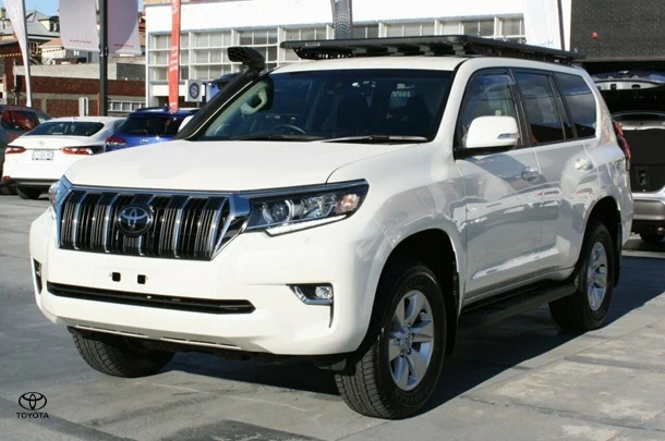 2022 Toyota Prado GXL image 5
