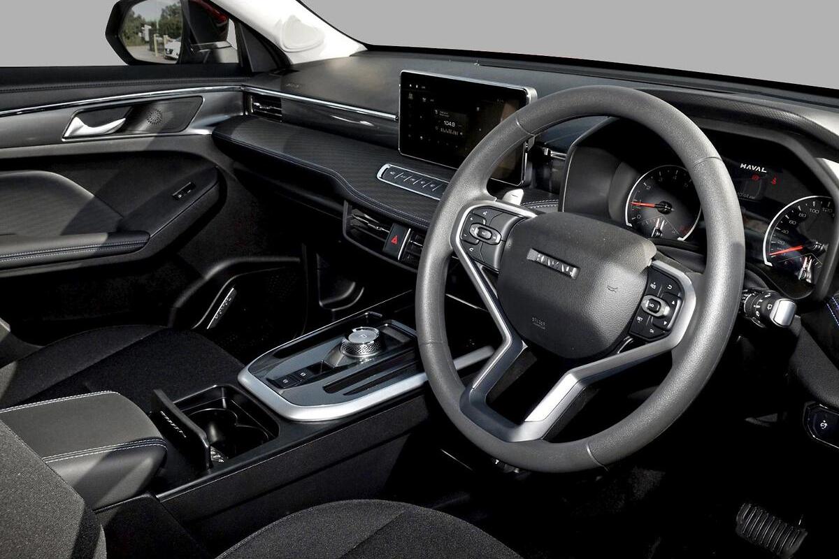 2024 GWM Haval Jolion Premium Auto image 7