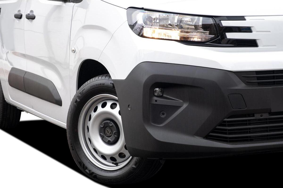 2024 Peugeot Partner Pro LWB Auto MY25 image 16