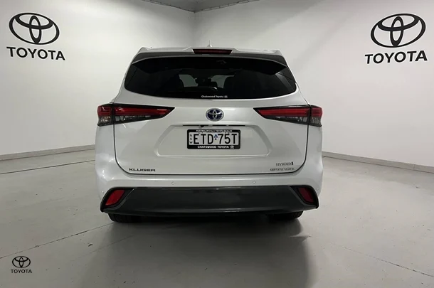 2021 Toyota Kluger Hybrid AWD GRANDE image 6