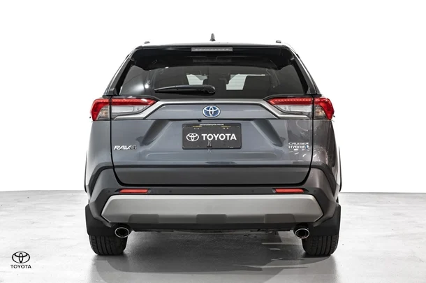 2023 Toyota RAV4 Hybrid Cruiser-AWD image 6