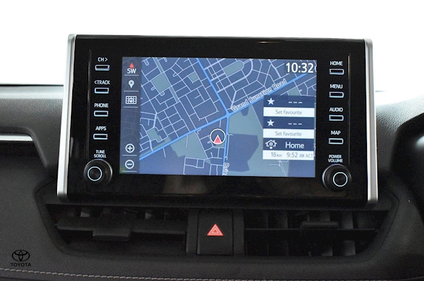 2021 Toyota RAV4 GXL image 17