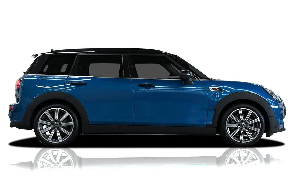 2024 MINI Clubman Cooper S MINI Yours Auto image 5