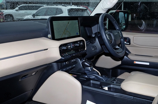 2024 Toyota PRADO Kakadu image 8