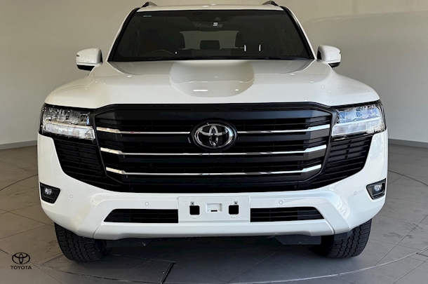 2022 Toyota Landcruiser GXL image 5