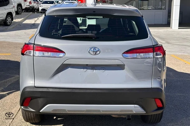 2023 Toyota Corolla Cross Petrol GX image 5