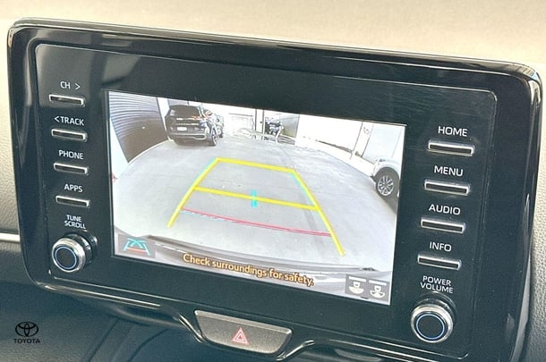 2023 Toyota Yaris Cross Hybrid GX image 5