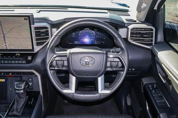 2023 Toyota Tundra Limited image 8
