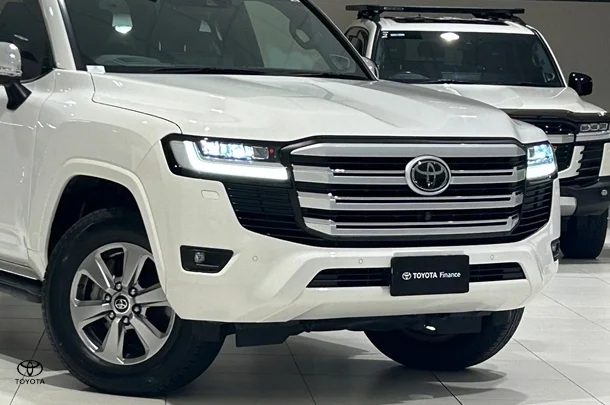 2022 Toyota Landcruiser Sahara image 3