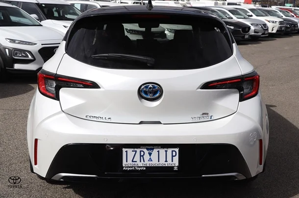 2023 Toyota Corolla ZR image 14
