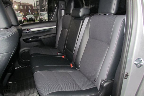 2021 Toyota Hilux Rugged X image 21