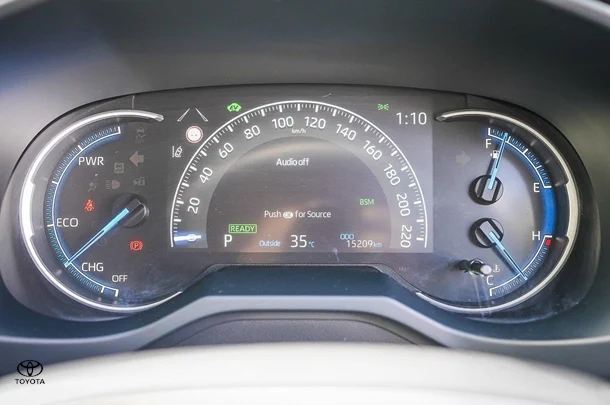 2024 Toyota RAV 4 Hybrid GXL-2WD image 12