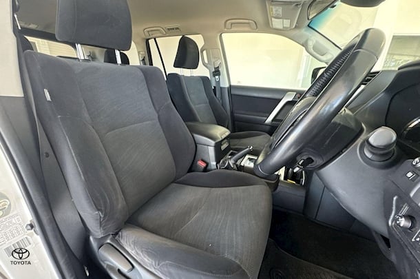 2022 Toyota Prado GXL image 20