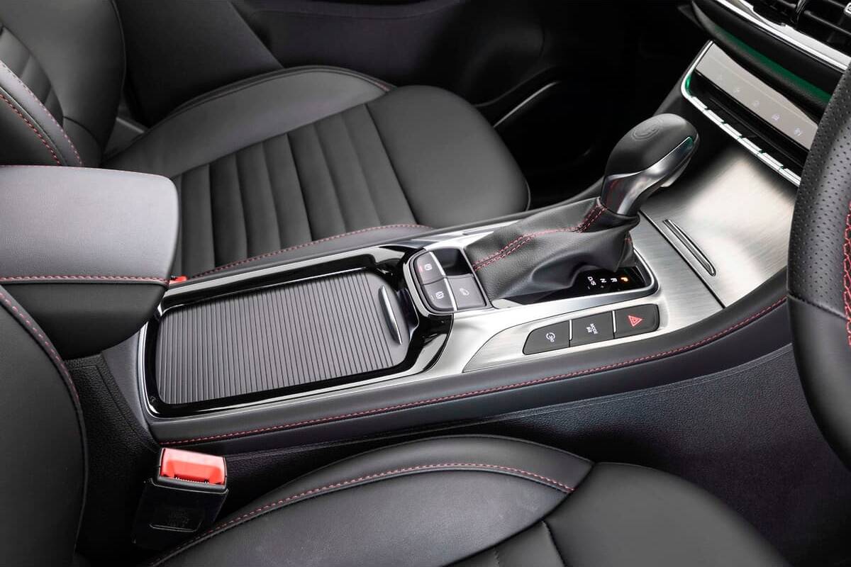 2024 MG HS Essence Auto FWD MY24 image 8