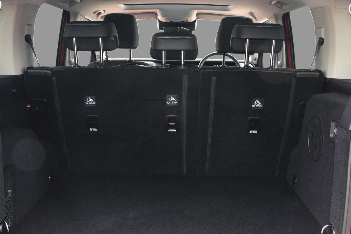 2024 GWM Tank 300 Ultra Hybrid Auto 4x4 image 12