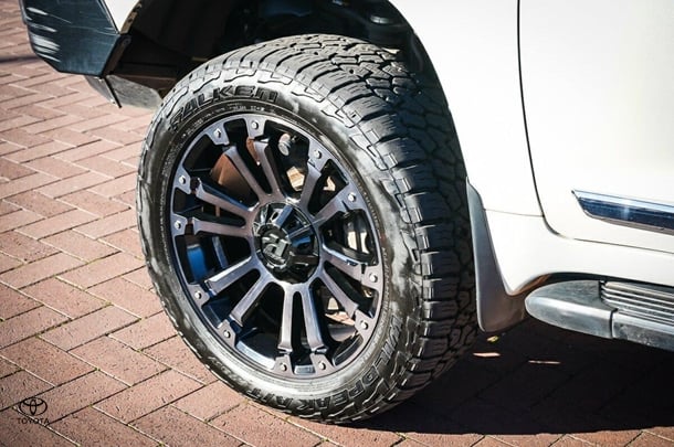 2019 Toyota Landcruiser Sahara image 5