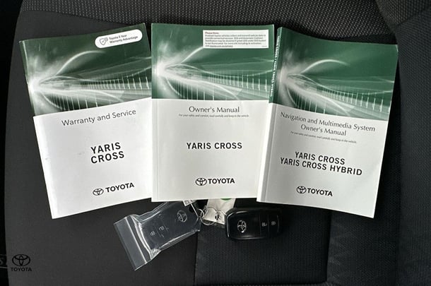 2023 Toyota Yaris Cross Hybrid GX image 5