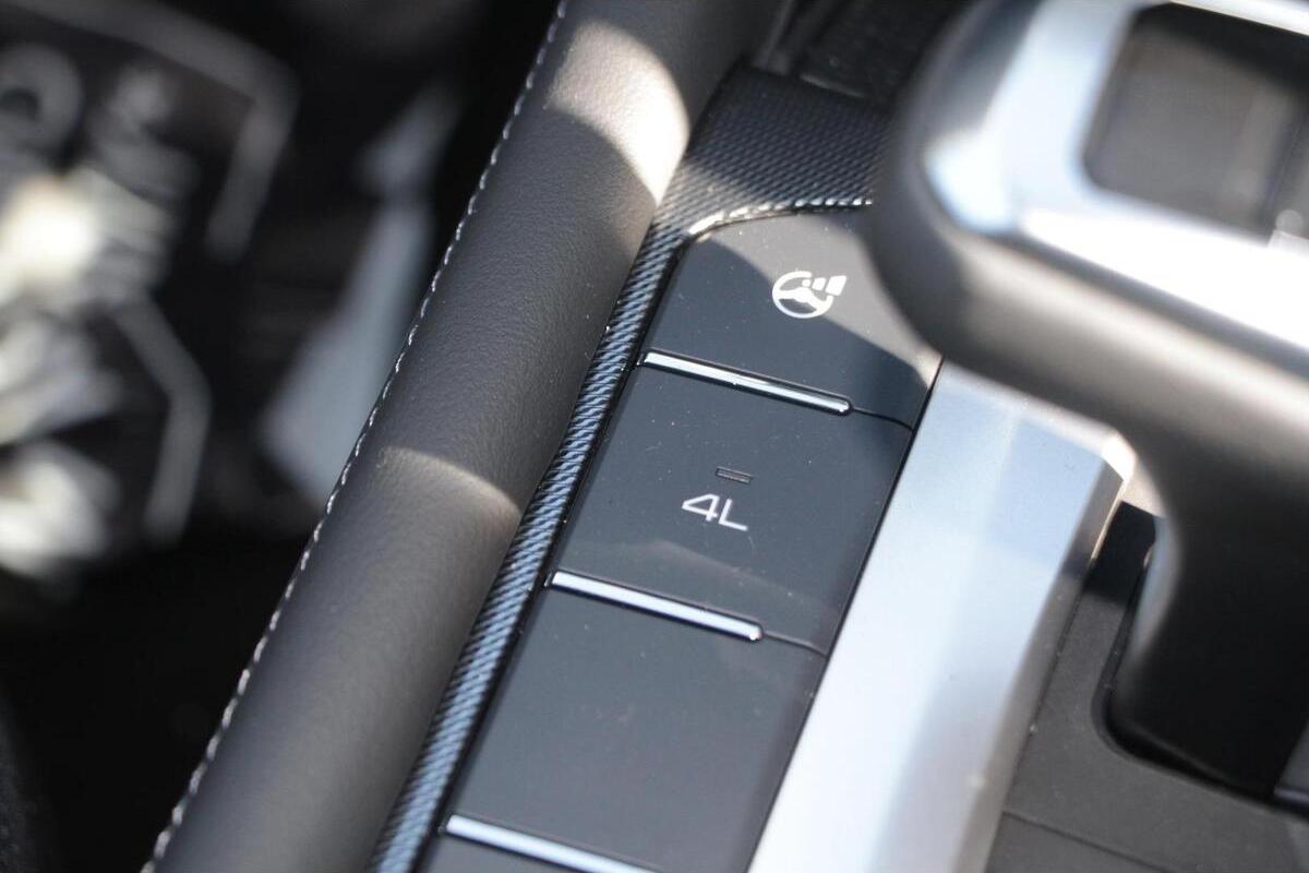 2024 GWM Ute Cannon-X Auto 4x4 Dual Cab image 17