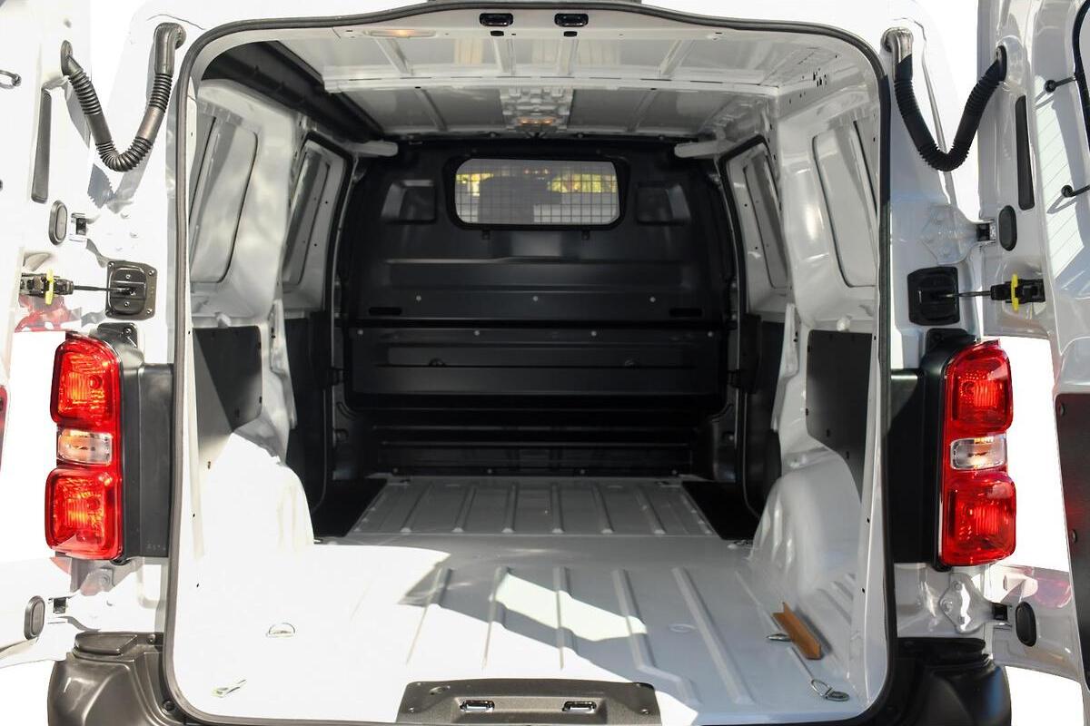 2024 Peugeot Expert Pro Long Auto image 9
