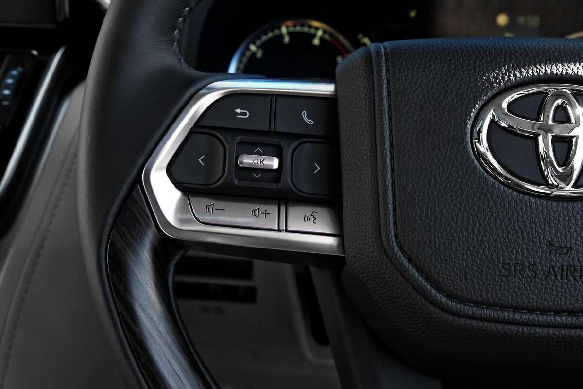 2024 Toyota Landcruiser VX Auto 4x4 image 10