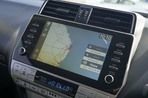 2021 Toyota Prado GXL image 14
