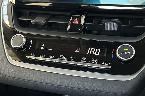 2023 Toyota Corolla Sedan Hybrid Ascent Sport image 22