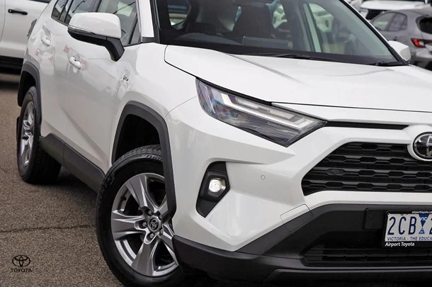 2024 Toyota Rav4 Hybrid GX-2WD image 8