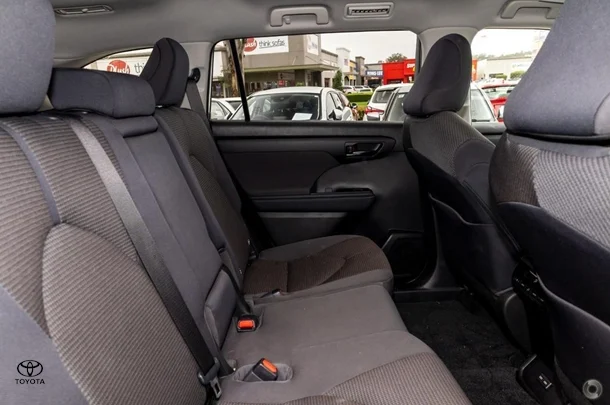 2021 Toyota KLUGER GX-2WD image 14