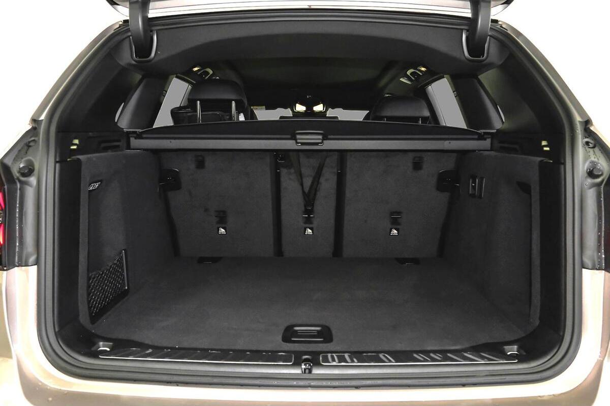 2024 BMW iX3 M Sport G08 Auto image 8