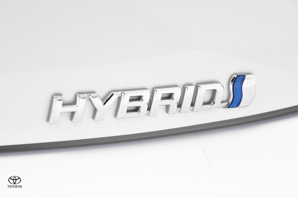 2024 Toyota Corolla Hatch Hybrid Ascent Sport image 8