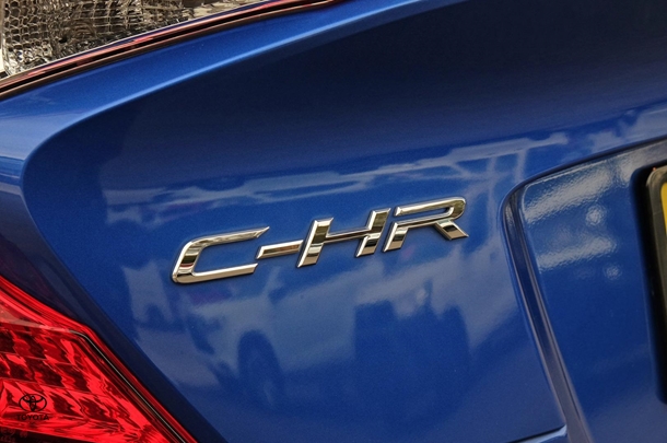 2020 Toyota C-HR Standard 2WD image 22