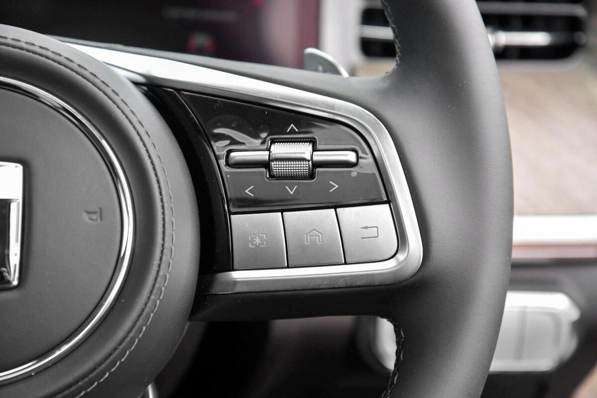 2025 GWM Tank 500 Ultra Hybrid Auto 4WD image 16