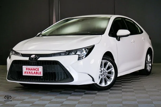 2024 Toyota Corolla Sedan Ascent Sport image 4