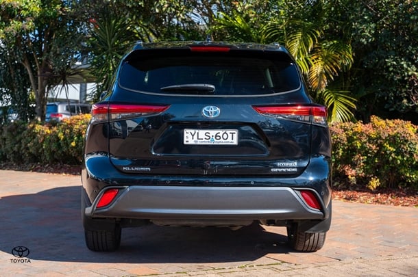 2021 TOYOTA Kluger Hybrid AWD GRANDE image 5