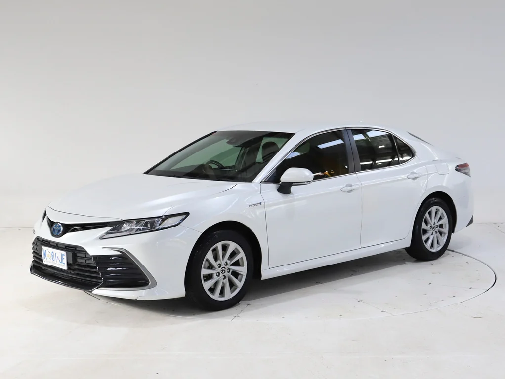 2022 Toyota Camry Hybrid Ascent image 3