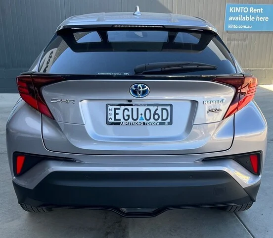 2020 Toyota C-HR Hybrid Koba 2WD image 2