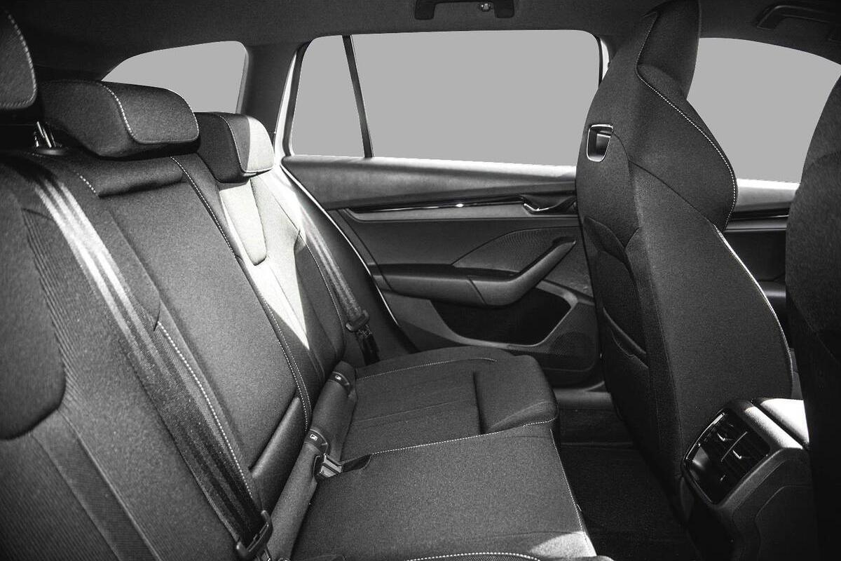 2024 SKODA Octavia 110TSI SportLine Auto MY24 image 9