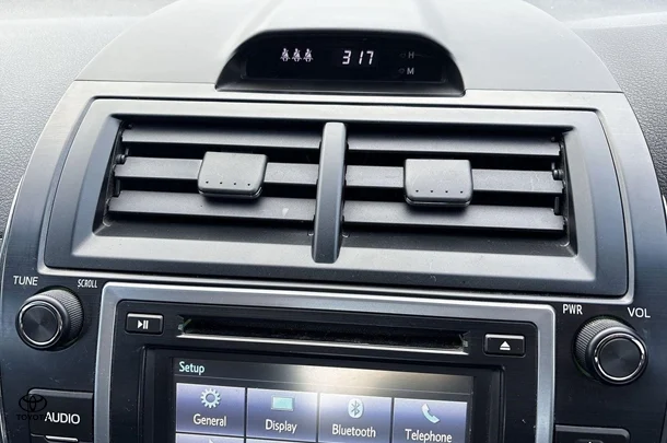 2016 Toyota CAMRY Altise image 23
