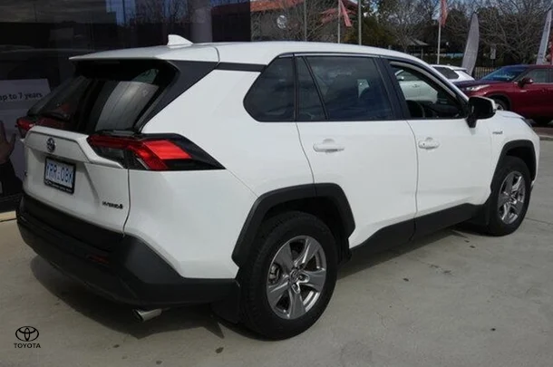 2021 Toyota RAV4 GX image 5