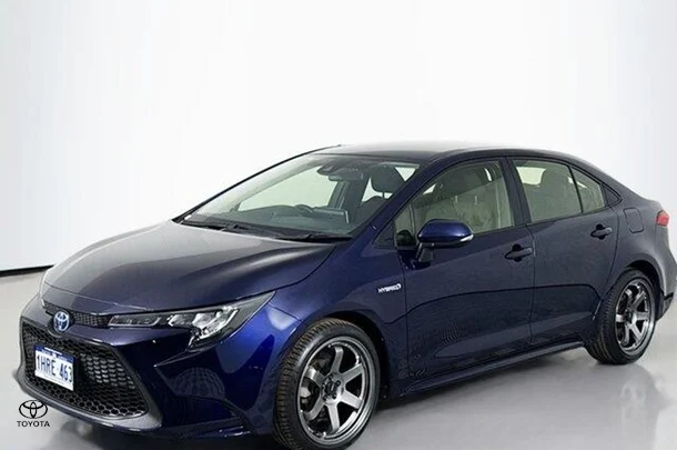 2022 Toyota Corolla Sedan Hybrid Ascent Sport image 4