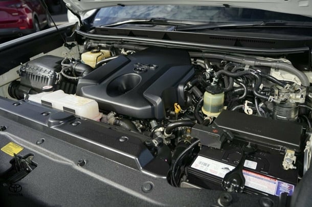 2021 Toyota Prado GXL image 12
