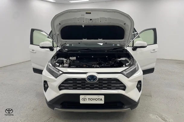2023 Toyota RAV4 Hybrid GXL-2WD image 15