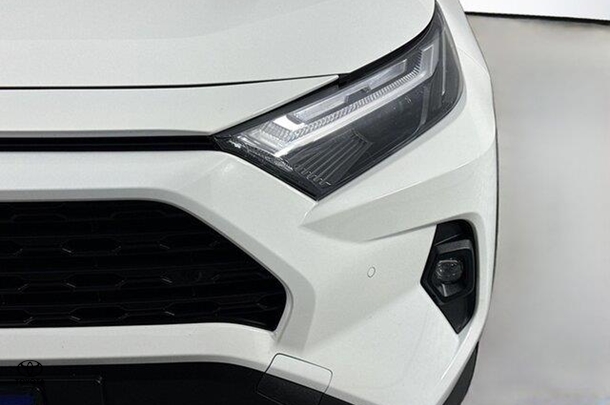 2024 Toyota Rav4 Hybrid GX AWD image 3