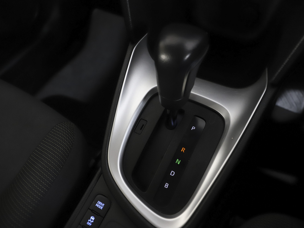 2020 Toyota Yaris Cross Hybrid GX image 15